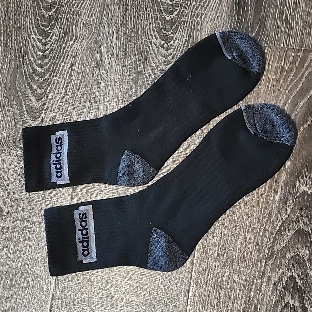 Adidas cushioned quarter Socks